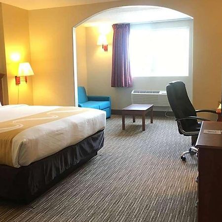 Days Inn & Suites By Wyndham Rehoboth Beach / Dewey Dewey Beach Quarto foto