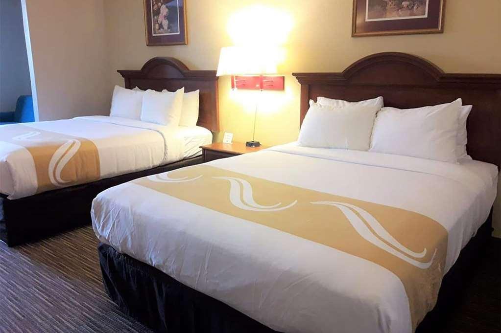 Days Inn & Suites By Wyndham Rehoboth Beach / Dewey Dewey Beach Quarto foto